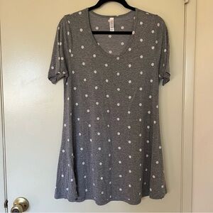 Lularoe‎ Xs Perfect T Nwot Polka Dot Gray White Rayon Stretchy Extra Small Shirt